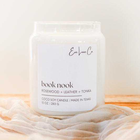 book nook candle | rosewood + leather + tonka